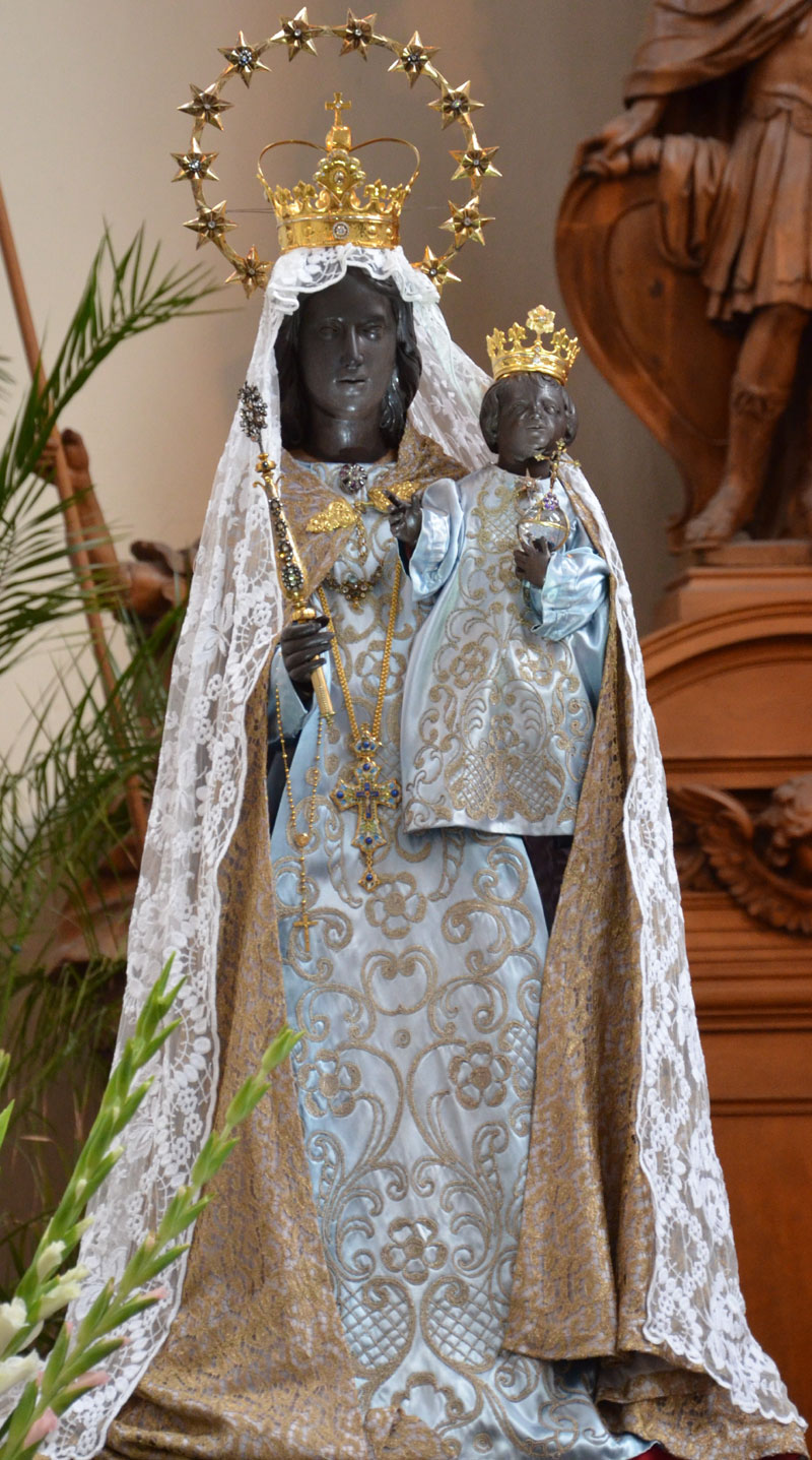 Schwarze Muttergottes